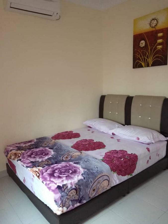 Gambang Homestay Banglomuslim Kuantan Eksteriør bilde